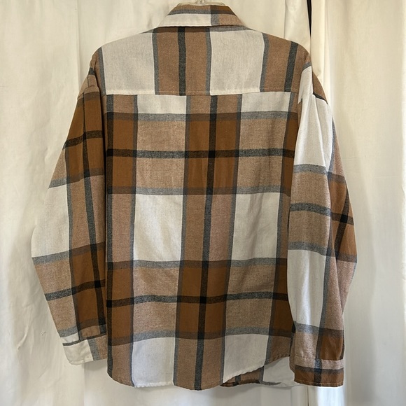 SHEIN men’s button down fall shirt - Picture 4 of 4